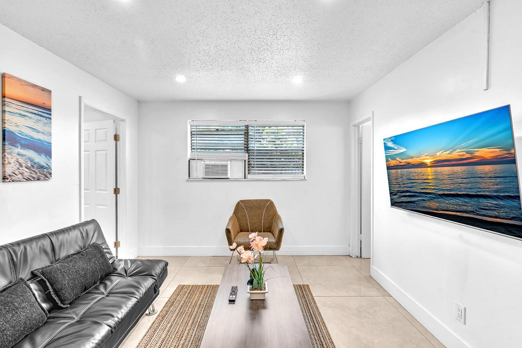 New Boutique 1 Bdrm Close To Beach & Casino #211 Hollywood Bagian luar foto